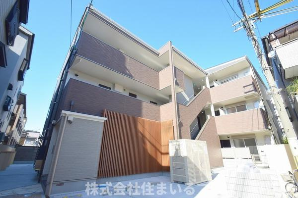 ラージヒル鶴見緑地の外観