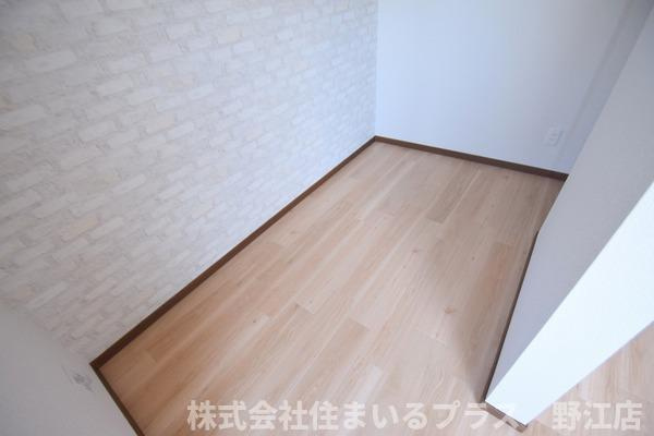 ラージヒル鶴見緑地の洋室