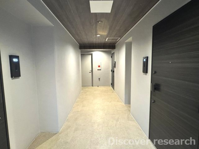 コンフォルシア相模原デュアルのその他共用部分|内廊下
エントランスからお部屋まで雨風の心配もなく、防犯面でも安心の設計です。