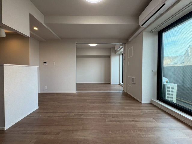 DIPS西新井の居間・リビング|こちらの居間で趣味の時間をお楽しみください