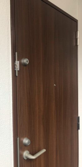 エルファーロ練馬の玄関