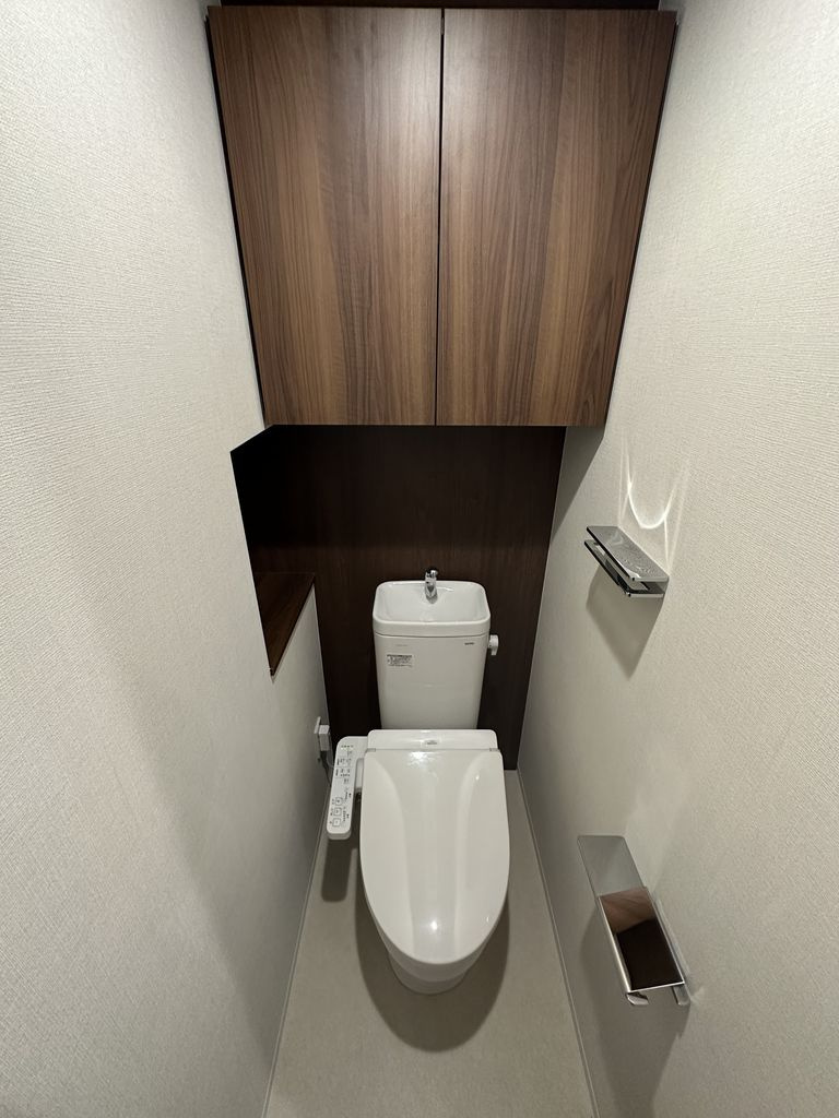 ＧＲＡＮ ＰＡＳＥＯ上野のトイレ|落ち着いた色調のトイレです