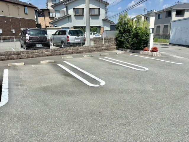 カーサ・ヴィラジオⅡの駐車場