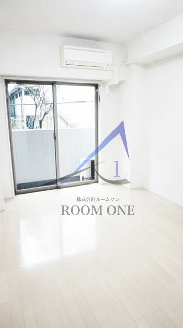 リアルスウィート三軒茶屋の居間・リビング|洋室のお部屋です。