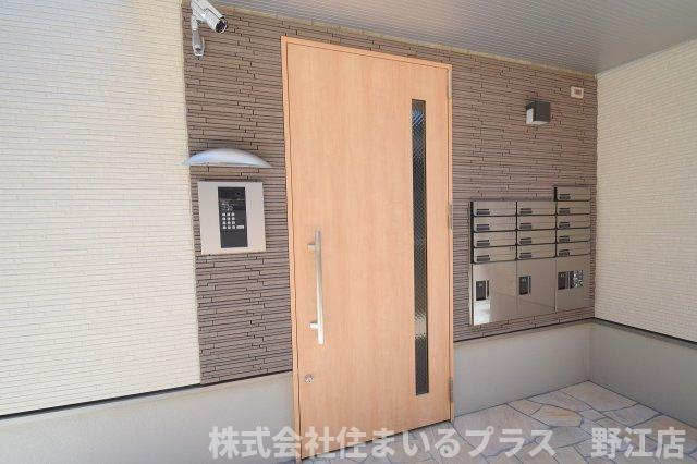 フジパレス今津南のエントランス