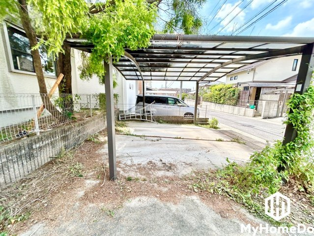 守山区下志段味1丁目の駐車場