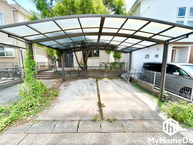 守山区下志段味1丁目の駐車場