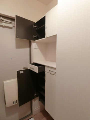 コルサージュの収納