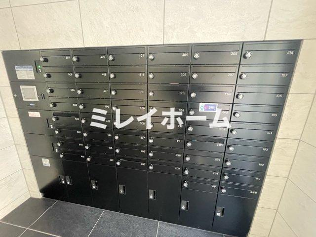 ドゥーエ梅屋敷のその他共用部分|同建物内、別のお部屋の参考写真になります。