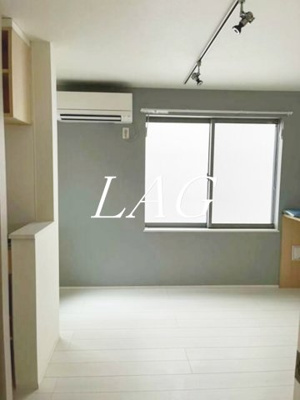 【居間・リビング】 | アリビオ立川 | 洋室のお部屋です。