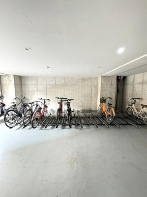 プレール・ドゥーク向島の駐車場