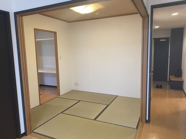 フェスティオ六ツ門ファサードの内装