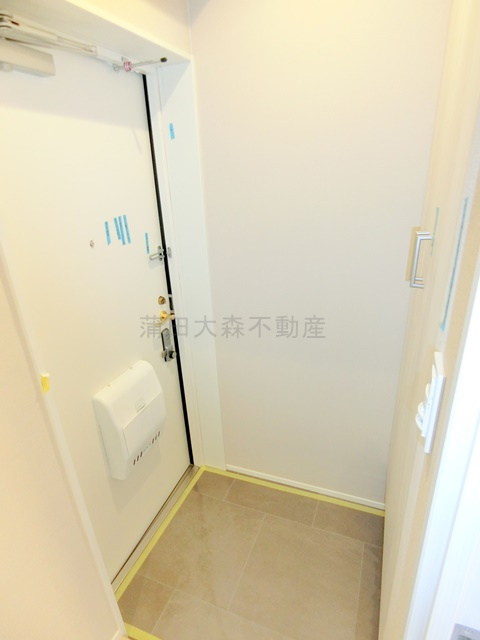 ルミークアン蒲田の玄関