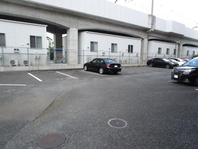 チェリーコート武蔵小金井の駐車場