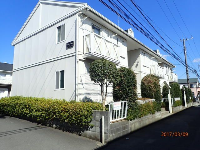 フィールドハイツ深見Aの外観