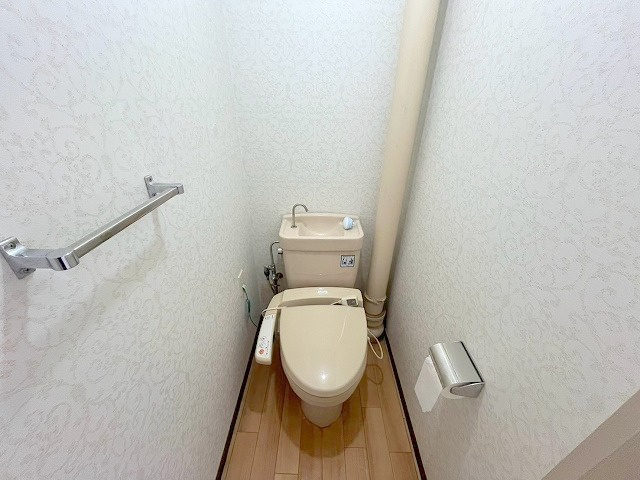島ビルのトイレ