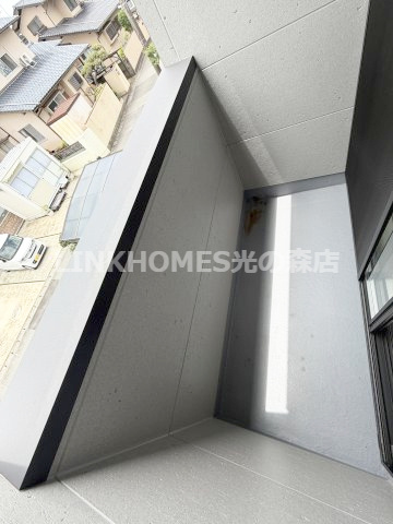 熊本市北区楠８丁目のアパートのバルコニー|同タイプの別号室の写真です。