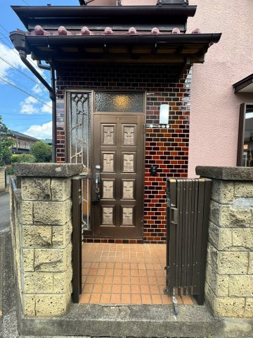 入間市小谷田中古戸建の玄関