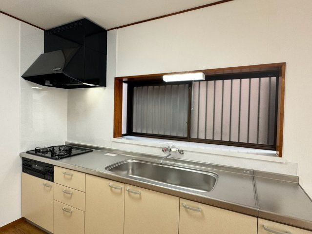 入間市小谷田中古戸建のキッチン