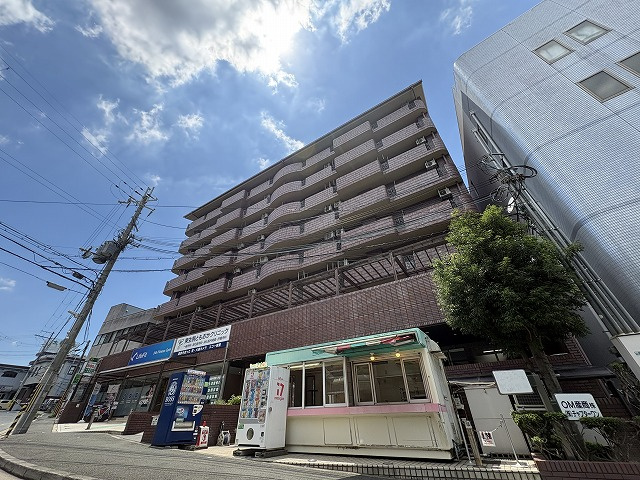 OMマンション東生駒の外観|建物外観を気になさる方へ、見た目の良い物件です