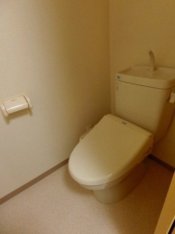 OMマンション東生駒のトイレ|トイレです