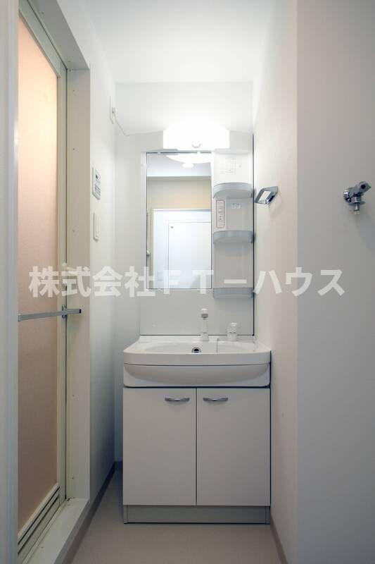 ソラーナの独立洗面台