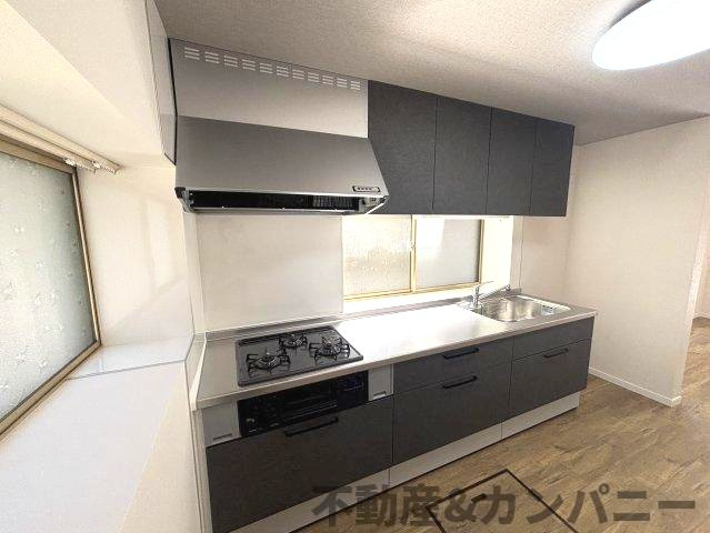 古三津3丁目の中古のおうちのキッチン|お料理しやすいキッチンです