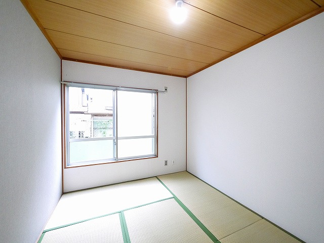 グリーンハイツ富雄の和室
