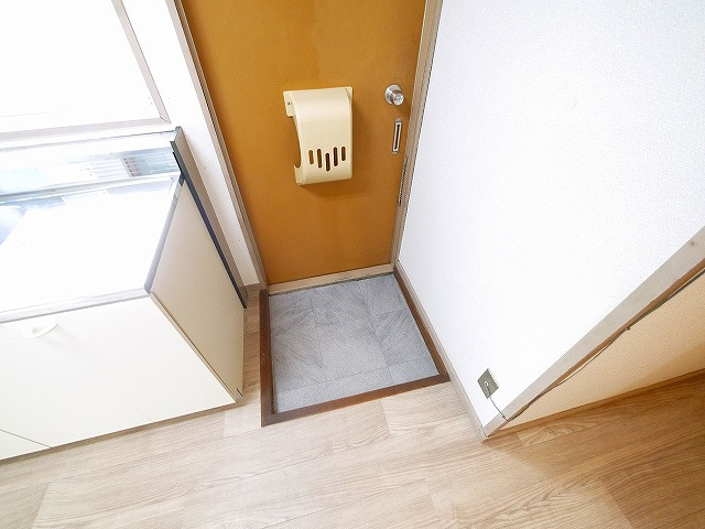 グリーンハイツ富雄の玄関