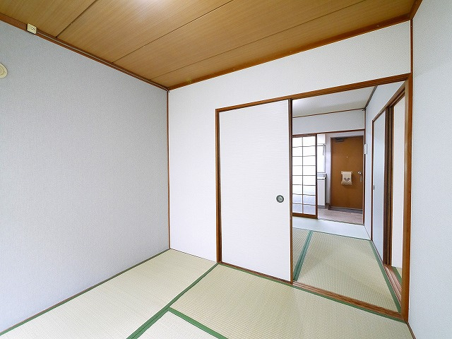 グリーンハイツ富雄の和室