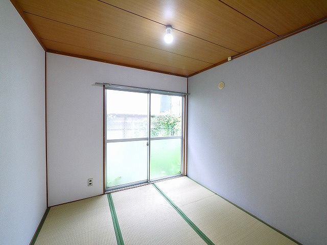 グリーンハイツ富雄の和室