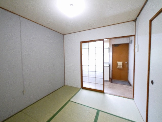 グリーンハイツ富雄の和室