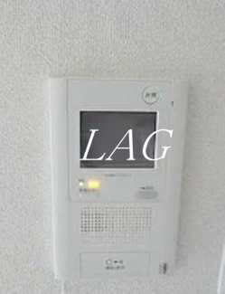 【設備】 | アクサス東京オリエンス | モニター付きインターホンです。