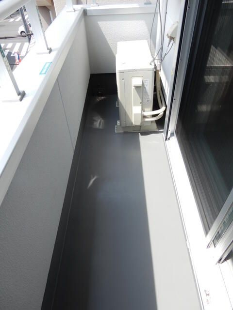 足立区西新井１丁目の賃貸マンションのバルコニー