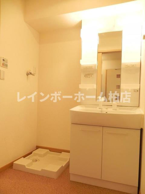 【仲介手数料：50％OFF】対象物件！の洗面所|明るい洗面所です