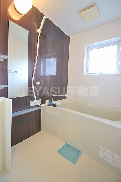 光ビルの浴室