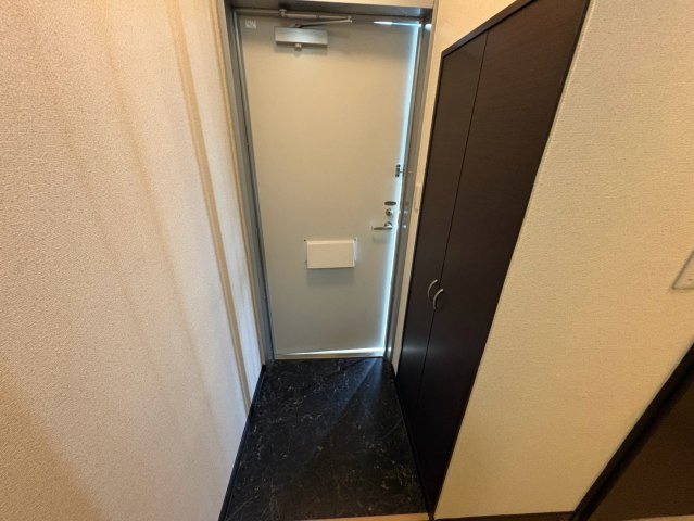 レオネクストフラワーヒルⅢの玄関