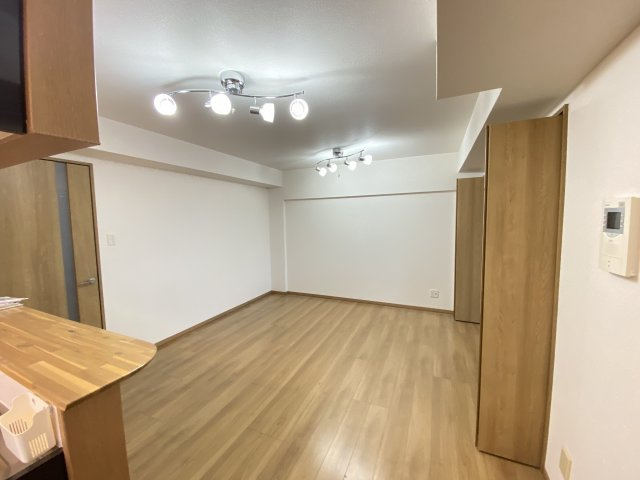 【居間・リビング】 | グリーンガーデン羽衣