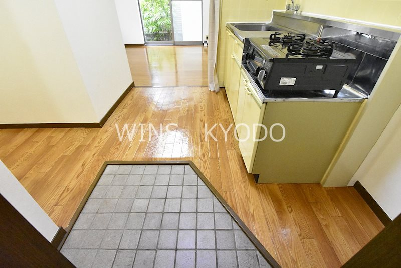 世田谷区宮坂１丁目の賃貸マンションの玄関|別部屋の参考写真となります。