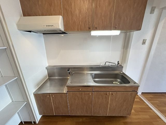 横浜市保土ケ谷区新井町の賃貸マンションのキッチン