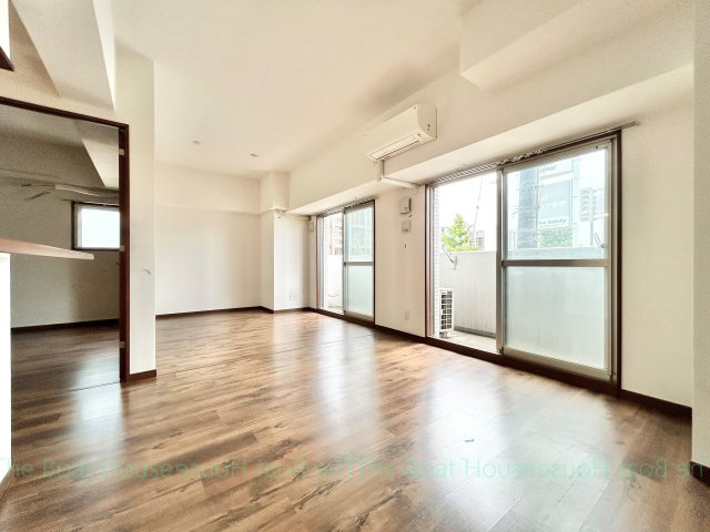 フォレスタ阿由知の居間・リビング
