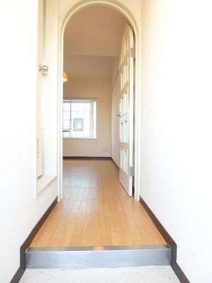 【玄関】 | b`CASA吹上Ⅱre-born | ※同タイプの別の部屋の写真です。