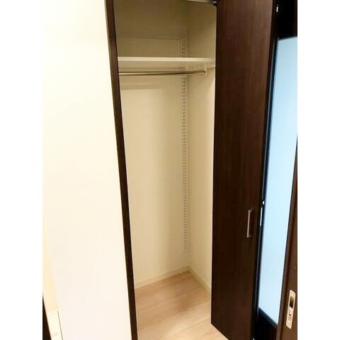 横浜市戸塚区戸塚町のアパートの収納