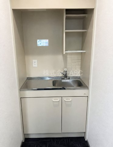 南森町ヒロビルのキッチン