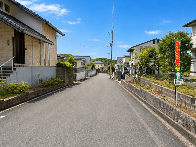 東近江市宮川町の前面道路含む現地写真