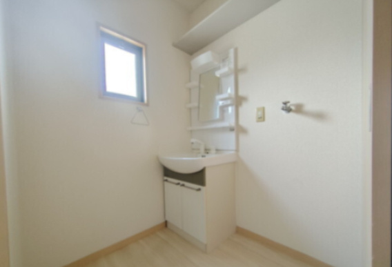 熊本市中央区八王寺町のアパートの独立洗面台