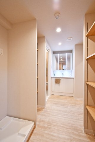 モアクレスト浦和の駐輪場|※空き状況は当社まで都度ご確認くださいませ■難しいイメージの住宅ローンは経験スタッフが丁寧にお手伝いしますのでご安心下さい。皆様のご来店、心よりお待ちしております。