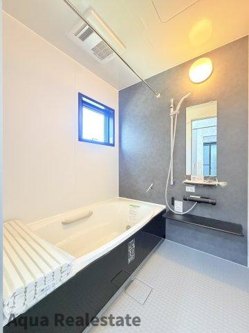 藍住町富吉字大向　新築分譲住宅の浴室|お風呂です
