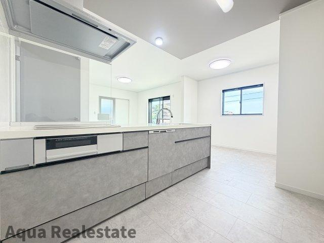 藍住町富吉字大向　新築分譲住宅のキッチン|使いやすいキッチンです