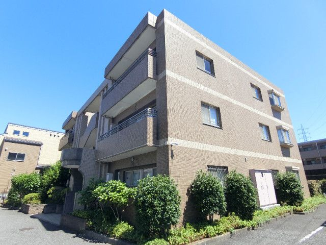 Cozy緑が丘A棟の外観